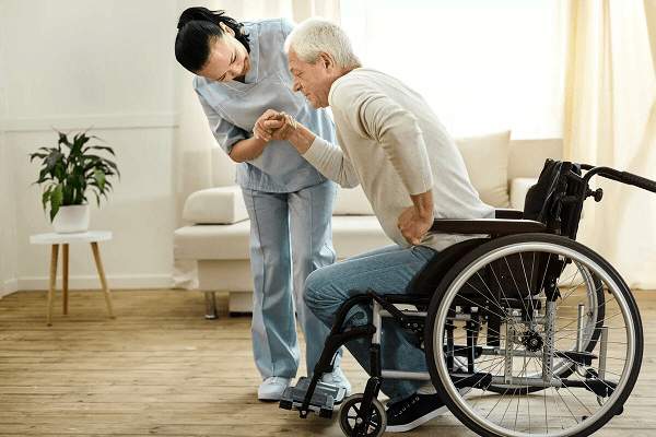 Восстановление пожилых инвалидов